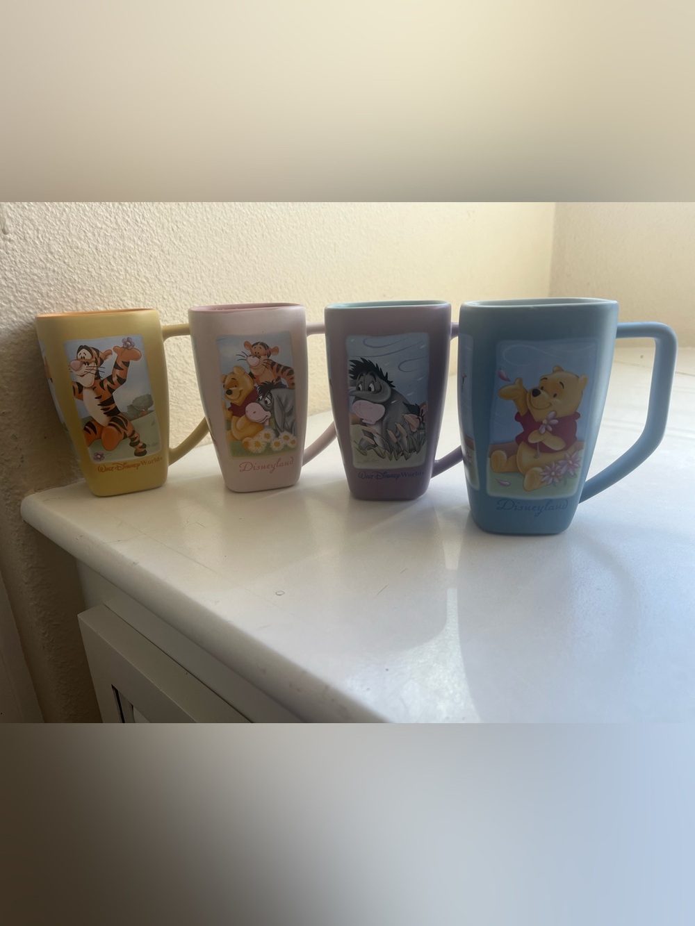 Collectible Set of 4 Disney Winnie Pooh Mugs Disneyland and Walt Disney World